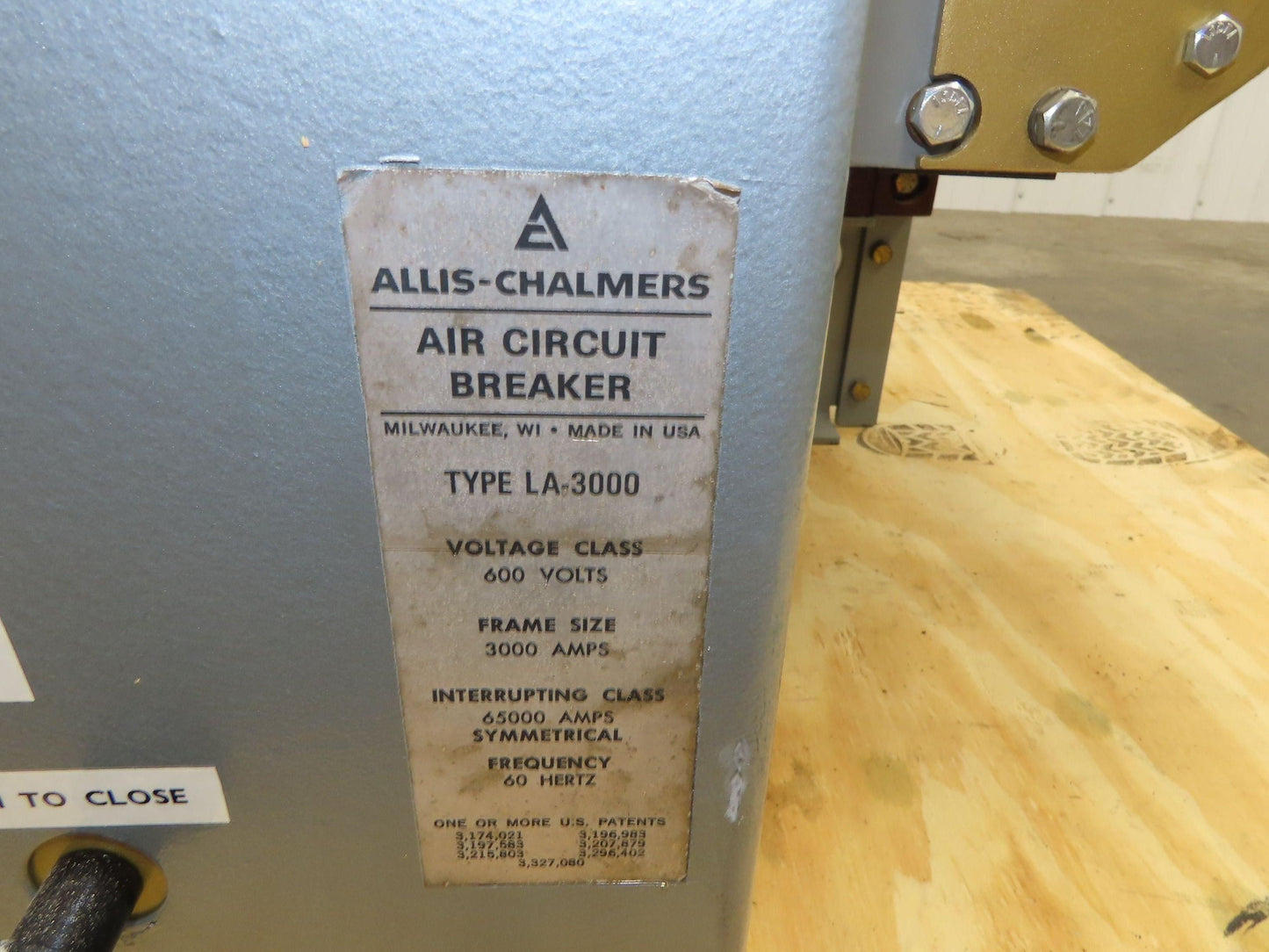 Allis Chalmers LA-3000 Air Circuit Breaker 600VAC 3000A 3 Pole AC Pro Quick Trip
