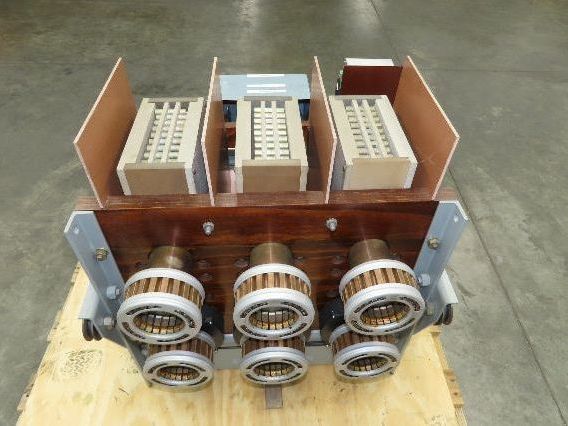 Allis Chalmers LA-3000 Air Circuit Breaker 600VAC 3000A 3 Pole AC Pro Quick Trip