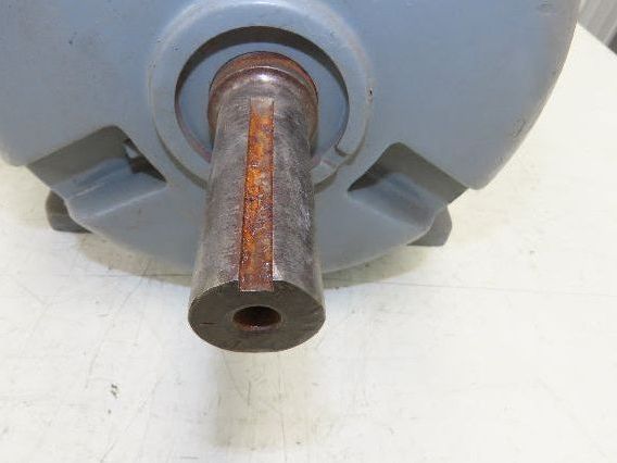 Siemens RGZ-SYN Synduction AC Motor 2Hp 1200 RPM 230/460V 3PH 213U Frame