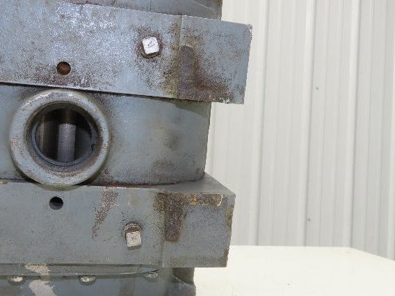 MD-Pneumatics 46-3202.5 Positive Disp. Rotary Lobe Blower 1.5"npt -Broken Feet-