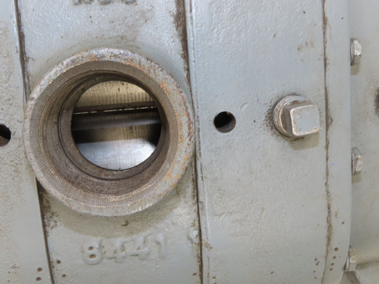 MD-Pneumatics 46-3202.5 Positive Disp. Rotary Lobe Blower 1.5"npt -Broken Feet-