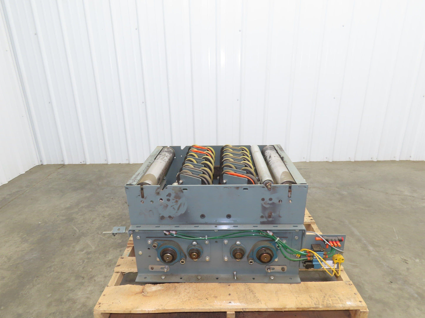 Hytrol Prosort 24" Conveyor Pivot Wheel Diverter Pneumatic RH Transfer Sorter