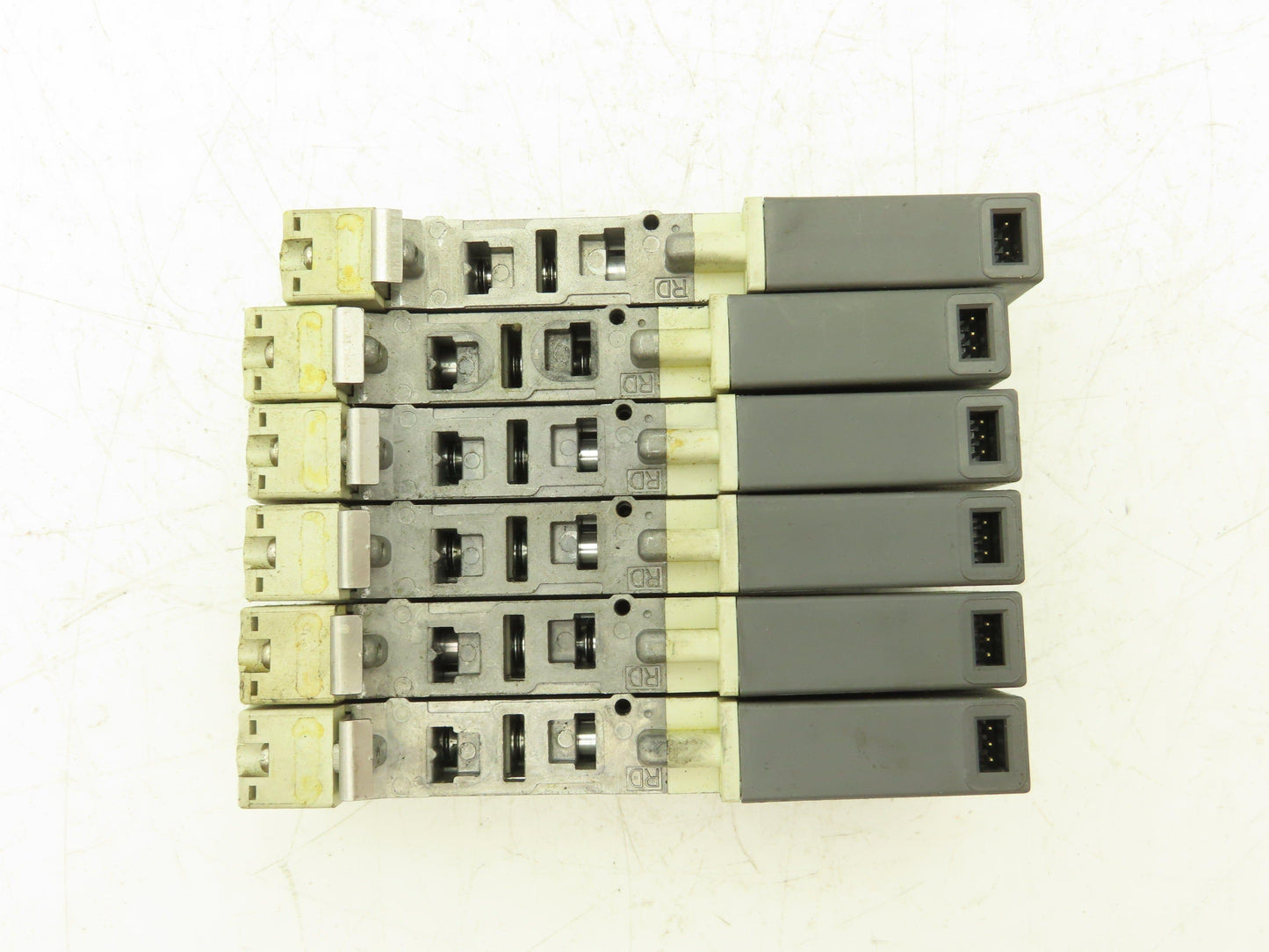 SMC SQ2231D-5D-C6 Pneumatic 5 Port 2 Pos. Double Solenoid Valve 24V Lot of 6