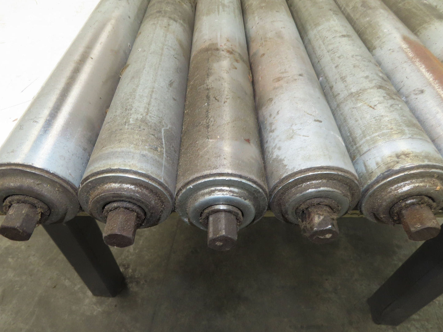 2.5" Gravity Conveyor Roller 52"BF Pallet Conveyor 11/16" Hex Axle Lot of 10