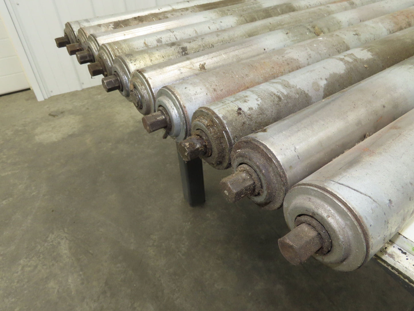 2.5" Gravity Conveyor Roller 52"BF Pallet Conveyor 11/16" Hex Axle Lot of 10