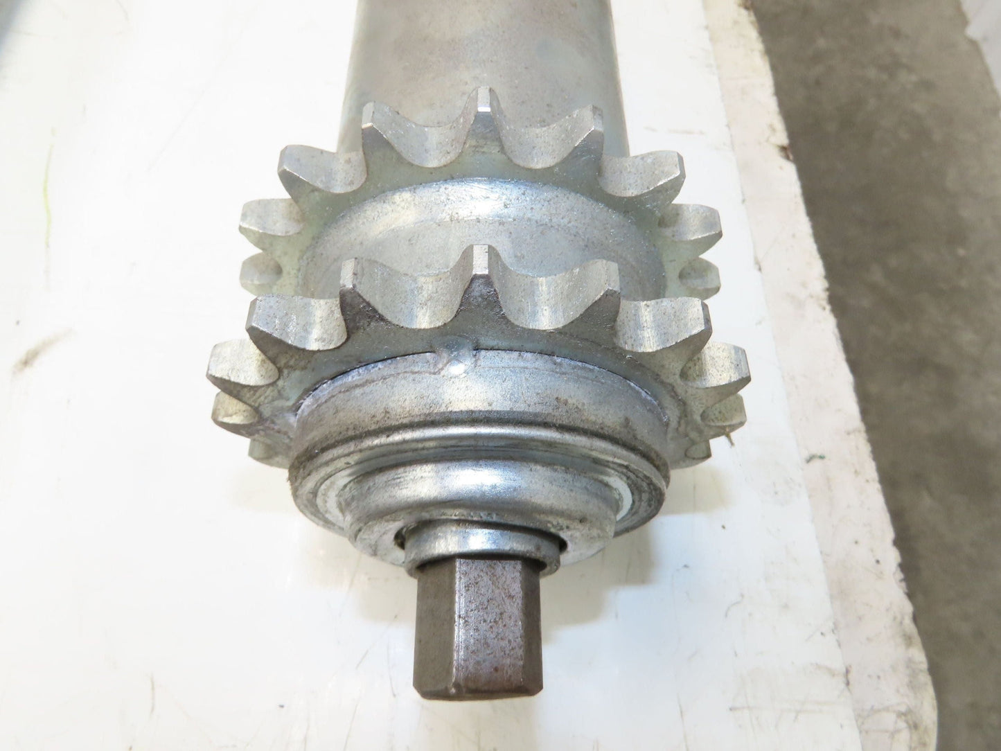 2.5" Galvanized Conveyor Roller Double Sprocket 52" Pallet Conveyor Lot of 6