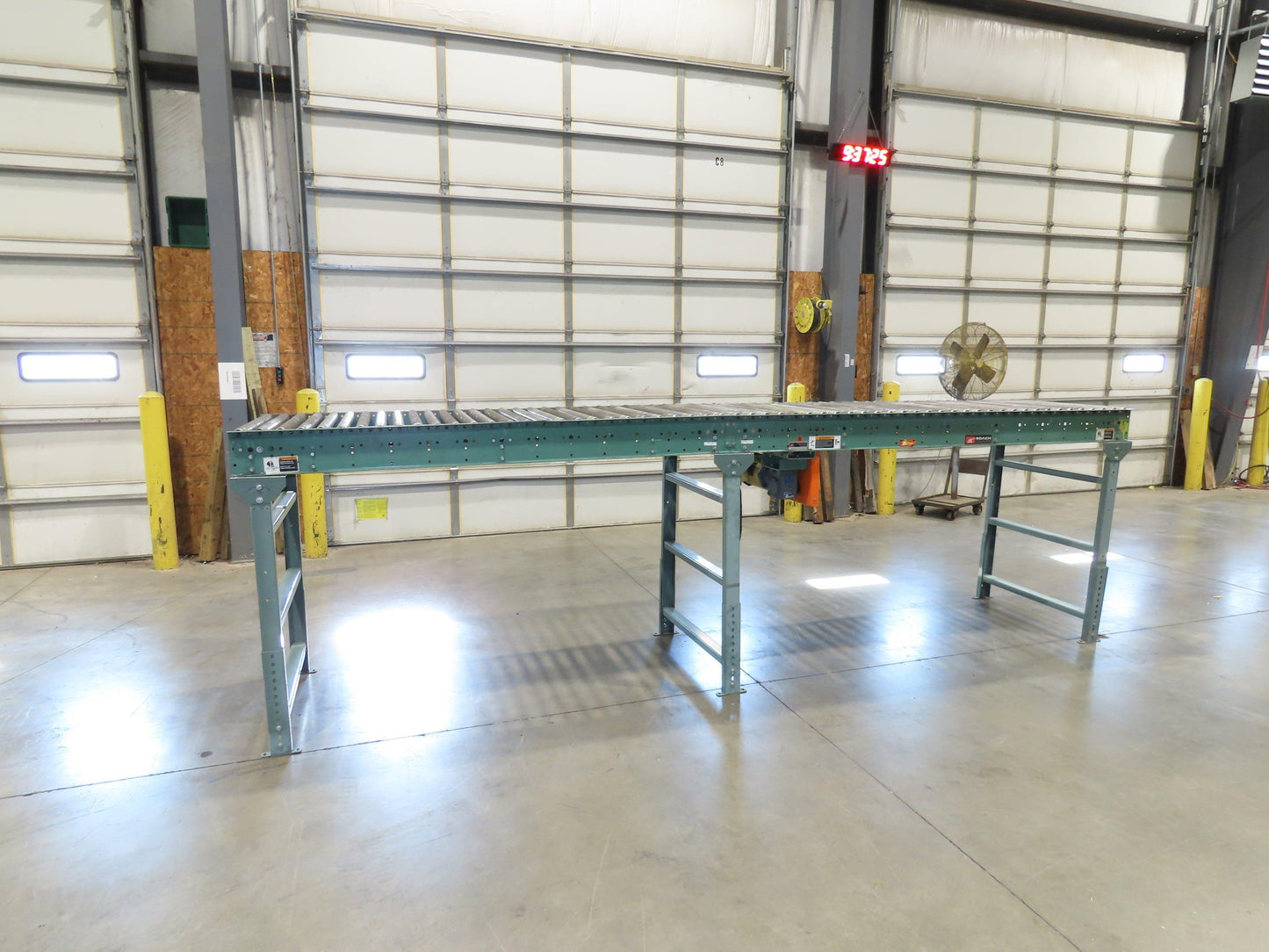 Roach 36"x 15' Live Roller Conveyor 33"BF Line Shaft O-Ring Drive 65fpm 460V 3PH