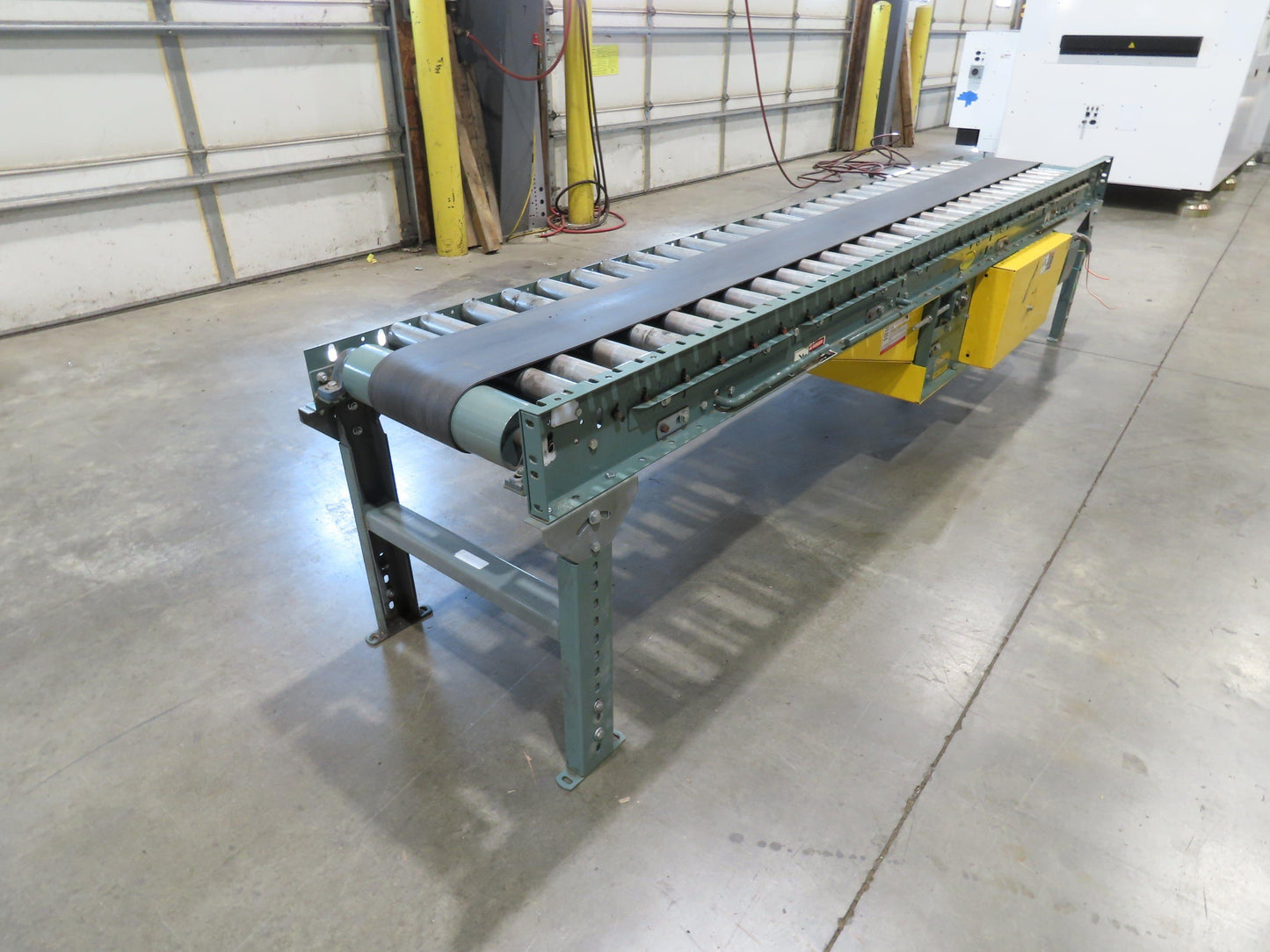Hytrol 24"x 10' Belt-Over Roller Conveyor 21"BF Center Drive 1Hp 230/460V 136fpm