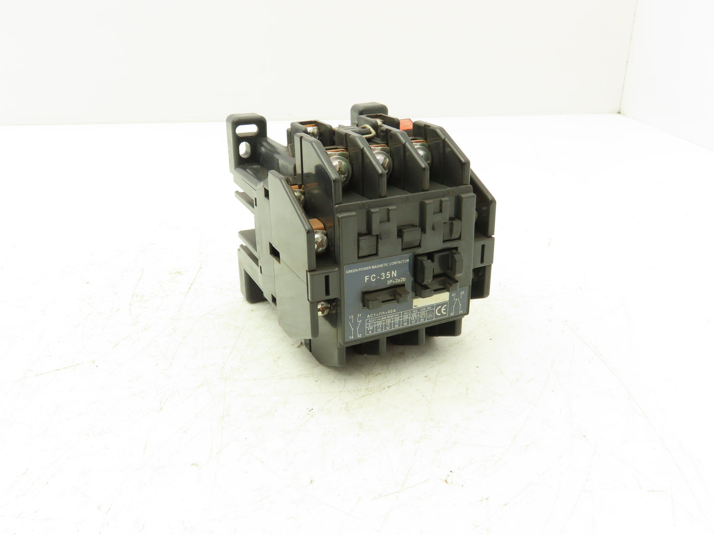 Matsushita BMF635 | FC35N-3P+2a2b Contactor 20Hp 600v 3Ph 45A 200v Coil