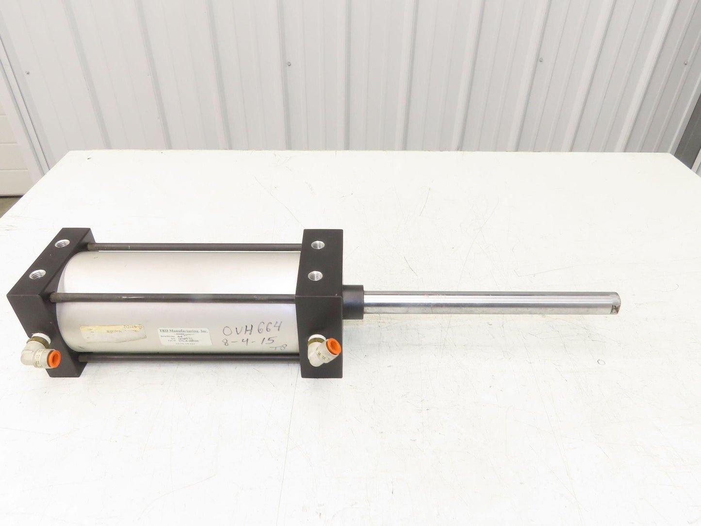 TRD Bimba Pneumatic Air Cylinder 4" Bore 8" Stroke 250 PSI 10.25" Extended Rod