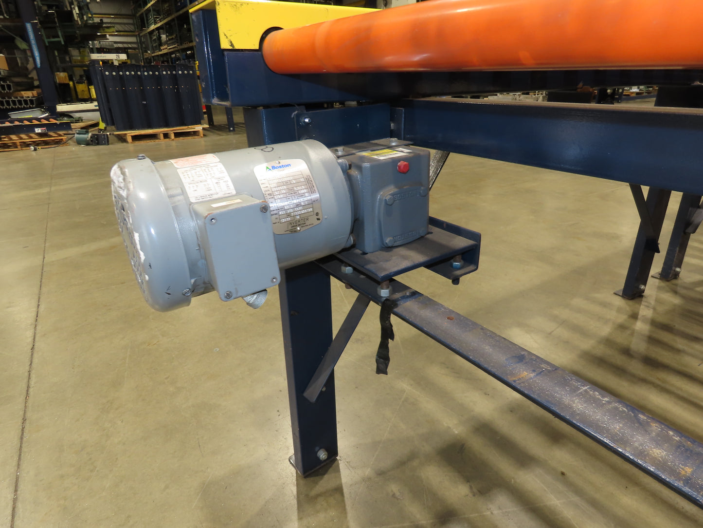81"x 28' Chain Drive Live Roller Conveyor 74"BF 1.9" Urethane Roller 460V 3PH