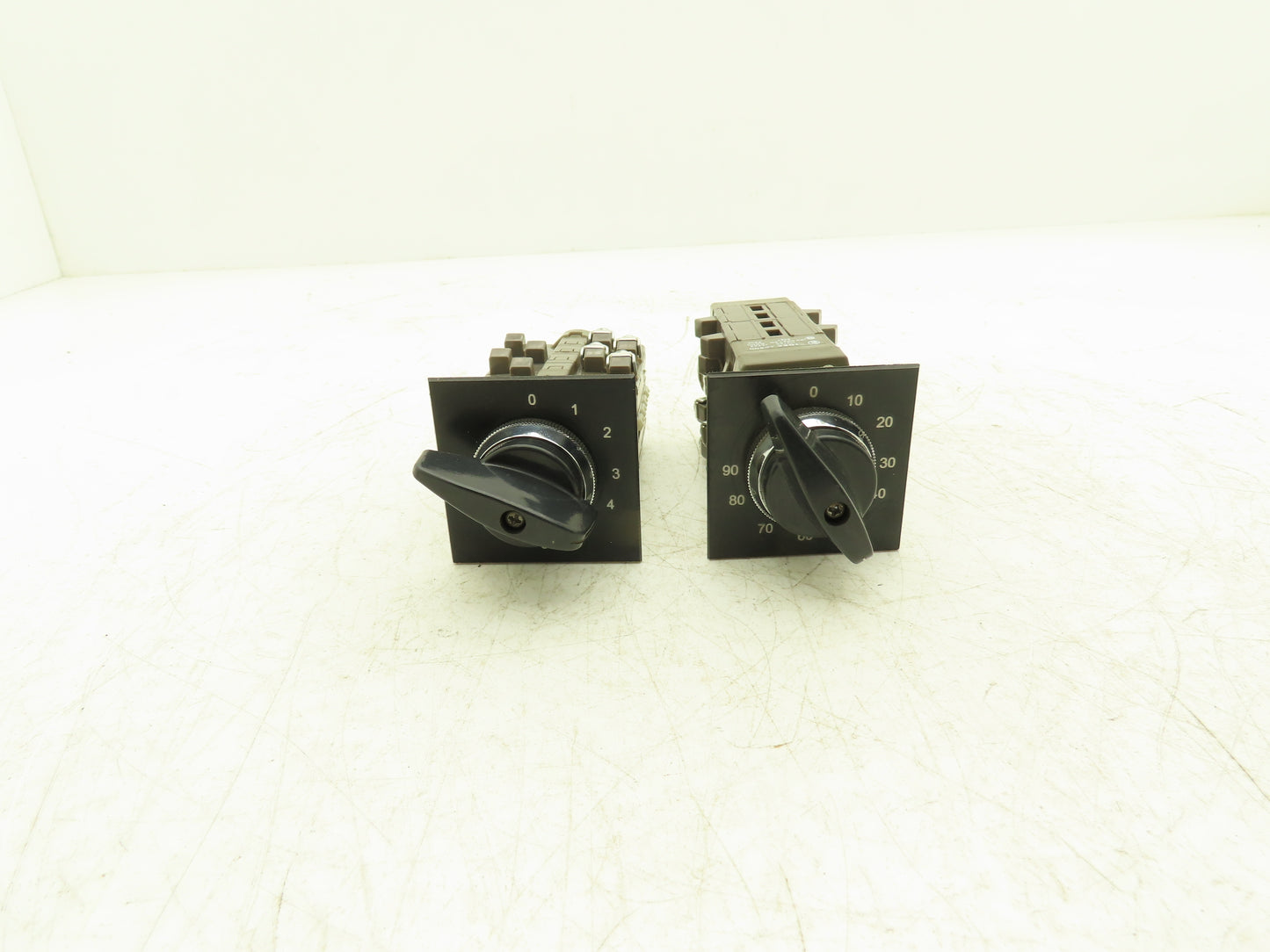 IDEC ACSNO Selector Switch 4 Pole 10 Position Cam Operated