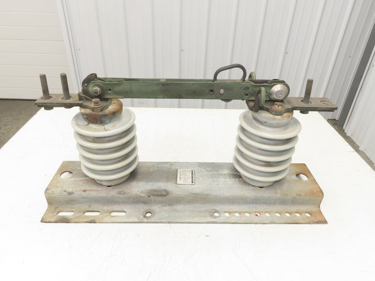 S&C Loadbuster Disconnect 25KV 600A Outdoor Overhead Distribution Switch