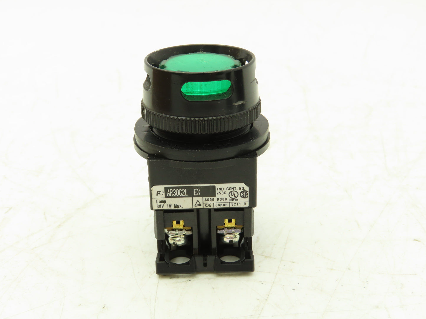 Fuji Electric Pushbutton Green Illuminated Momentary 1 Normally Open Lot of 8