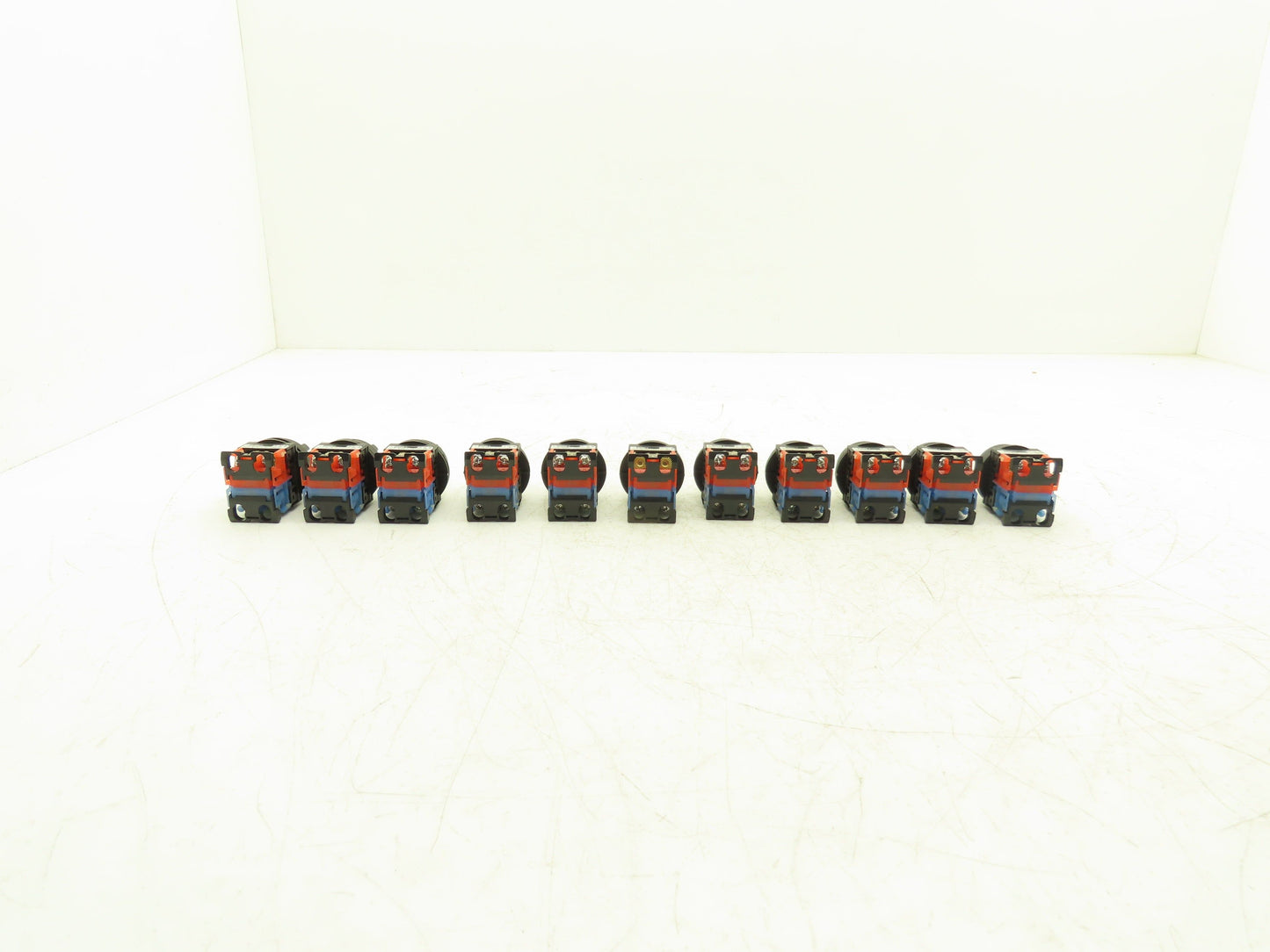 Fuji Electric 2 Position Maintained Selector Switch 1NO 1NC Lot of 11