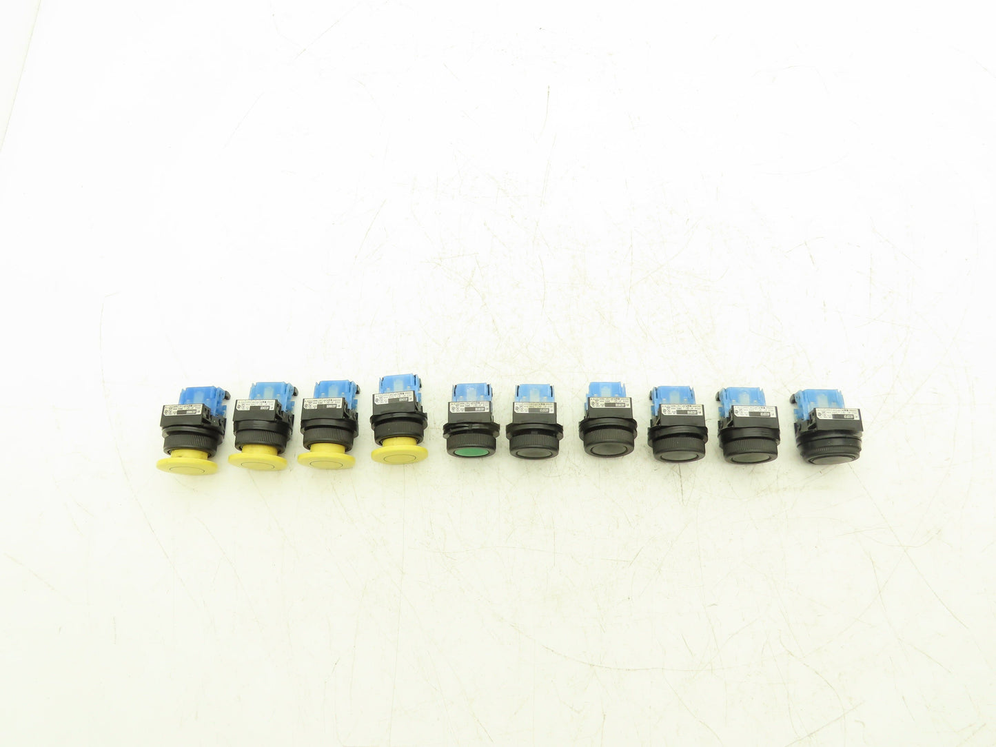 Fuji Electric Pushbutton Black & Green Flush Yellow Mushroom Momentary Lot of 10