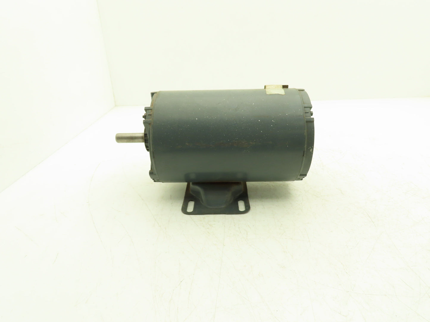 General Electric 5K39RN34A AC Electric Motor 1.5Hp 3450rpm 230/460v 3Ph 56 Fr