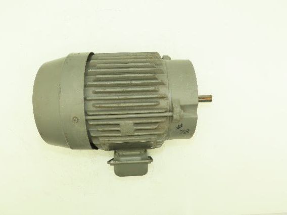 Toshiba B0012FMC2AOZ AC Electric Motor 1Hp 3490rpm 230/460v 3Ph 56C TEFC 1.25SF