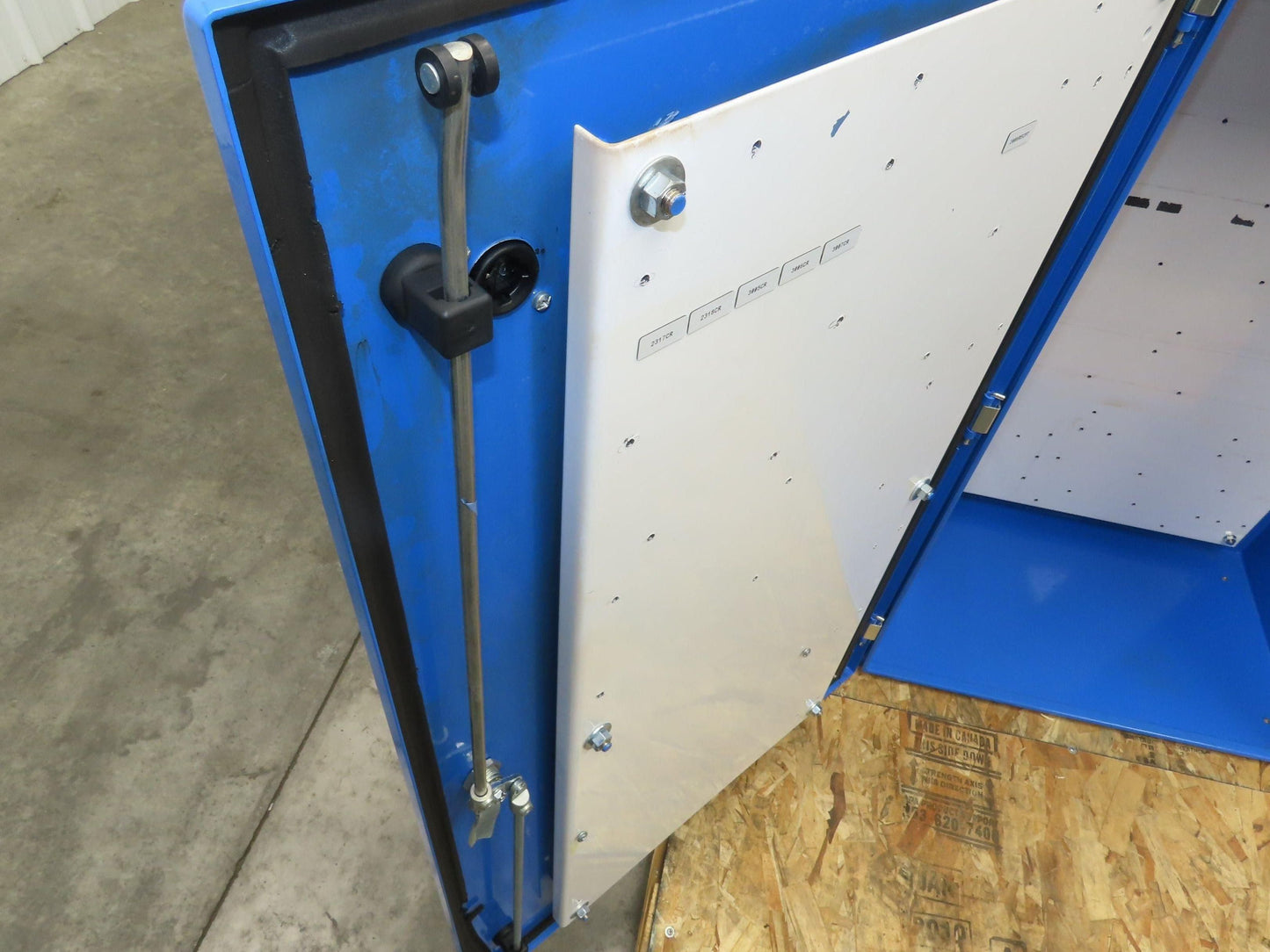 Austin Electrical Enclosure Control Panel 42x26x16" Backplate 100A Disconnect