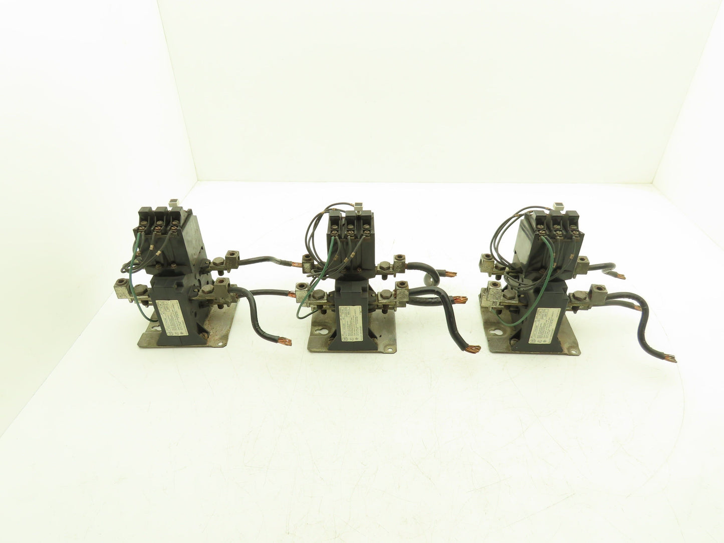 Allen Bradley 592-TPD200 Overload Relay Heater 3-Pole 184A Series A Lot of 3