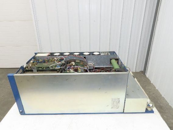 Square D 8803 P00CO4R Omegapak VFD AC Drive 75Hp 55kw 460V 3Ph Constant Torque