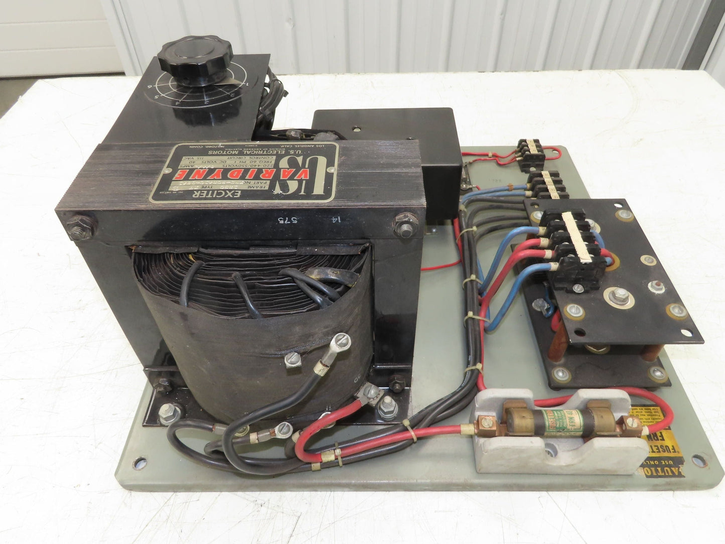 US Varidyne XR3-902410-D841 Exciter 22/440/550v 8/4/3amp 1Ph 1250 Frame 40vDC