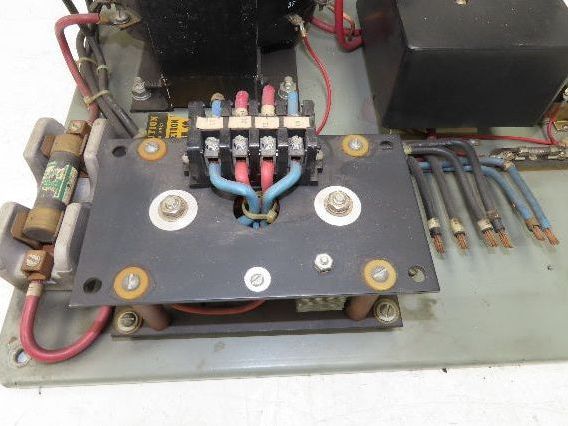 US Varidyne XR3-902411-D841 Exciter 22/440/550v 8/4/3amp 1Ph 1250 Frame 40vDC