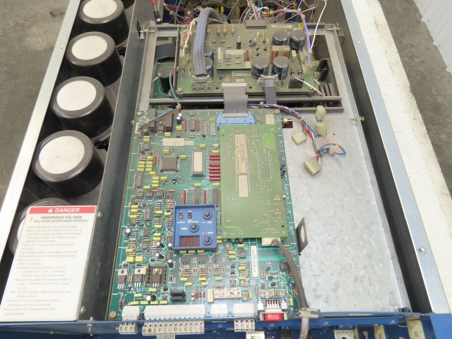 Square D 8803 P00CO4R Omegapak VFD AC Drive 75Hp 55kw 460V 3Ph Constant Torque