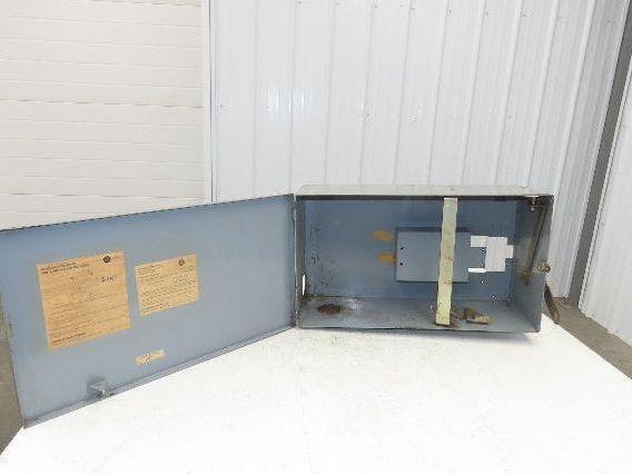 Westinghouse Busway Disconnect Switch Bus Plug Enclosure 600VAC 3PH 3W