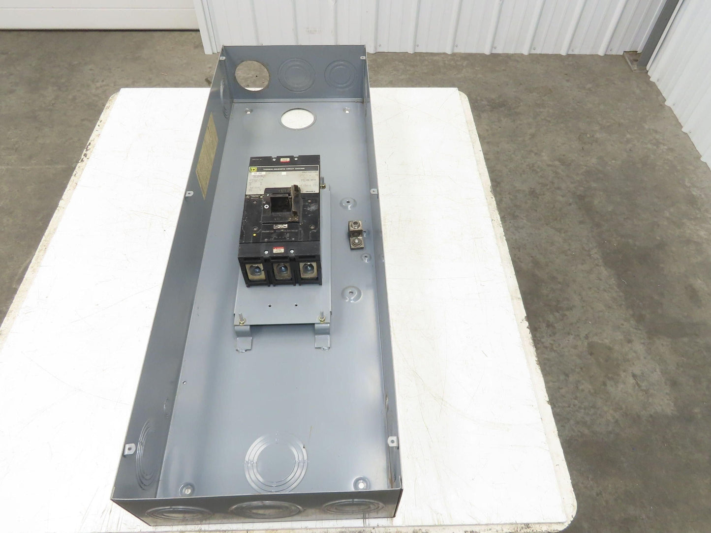 Square D LA-400-S Circuit Breaker Enclosure LAL36300 Breaker 300 Amp 600V 3Ph