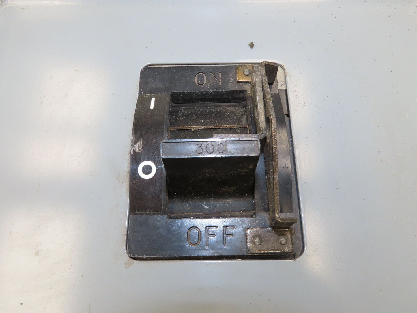 Square D LA-400-S Circuit Breaker Enclosure LAL36300 Breaker 300 Amp 600V 3Ph