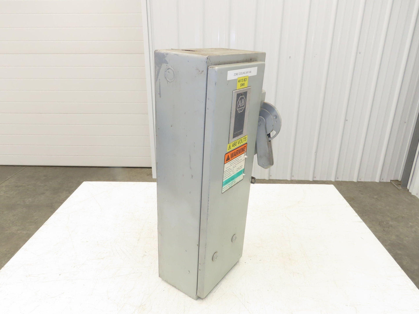 Allen Bradley Combination Motor Starter Size 0 Fusible 5Hp 600V 3PH