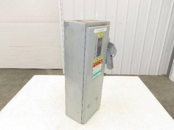 Allen Bradley Combination Motor Starter Size 0 Fusible 5Hp 600V 3PH