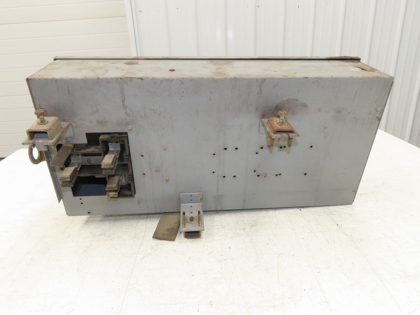 Westinghouse Fusible Busway Disconnect Switch Bus Plug 30A 600VAC 3PH 3W