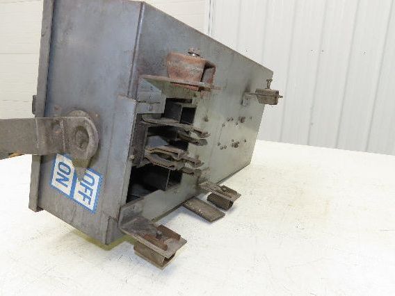 Westinghouse Fusible Busway Disconnect Switch Bus Plug 30A 600VAC 3PH 3W