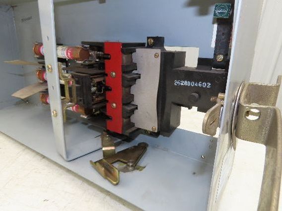 Cutler-Hammer ITAP-361 Fusible Busway Disconnect Switch Bus Plug 30A 600V 3PH 3W
