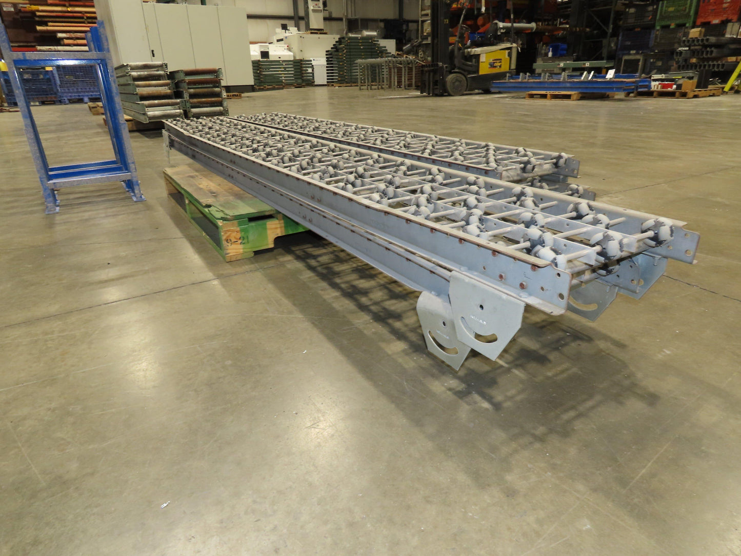 15"x 36' 5" Multi-Directional Roller Conveyor Interroll 2500 OmniWheel Roll-Flex