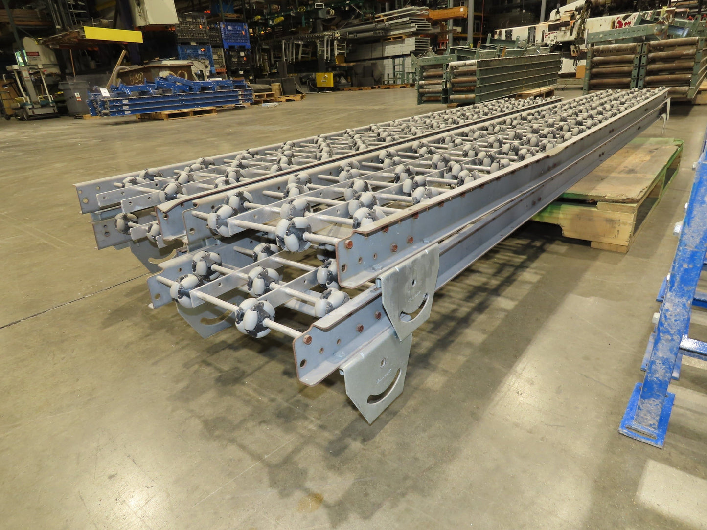 15"x 36' 5" Multi-Directional Roller Conveyor Interroll 2500 OmniWheel Roll-Flex