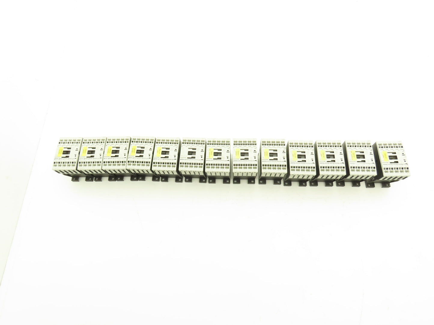 Siemens DIL MC15-01 Contactor 10Hp 600v 3Ph Lot of 13