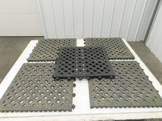 Anti Fatigue Anti Slip Modular Interlocking Drainage Tile 18"x18" Mixed Lot of 5