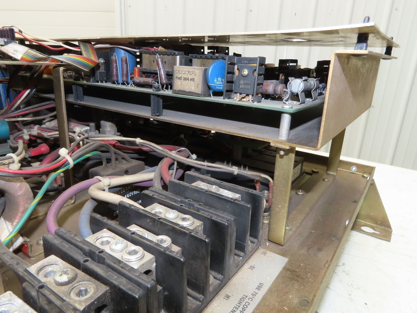 Allen-Bradley 1336-B040-EOG-L3-S1 AC Drive 40Hp 460V 3Ph VFD *Parts Only*