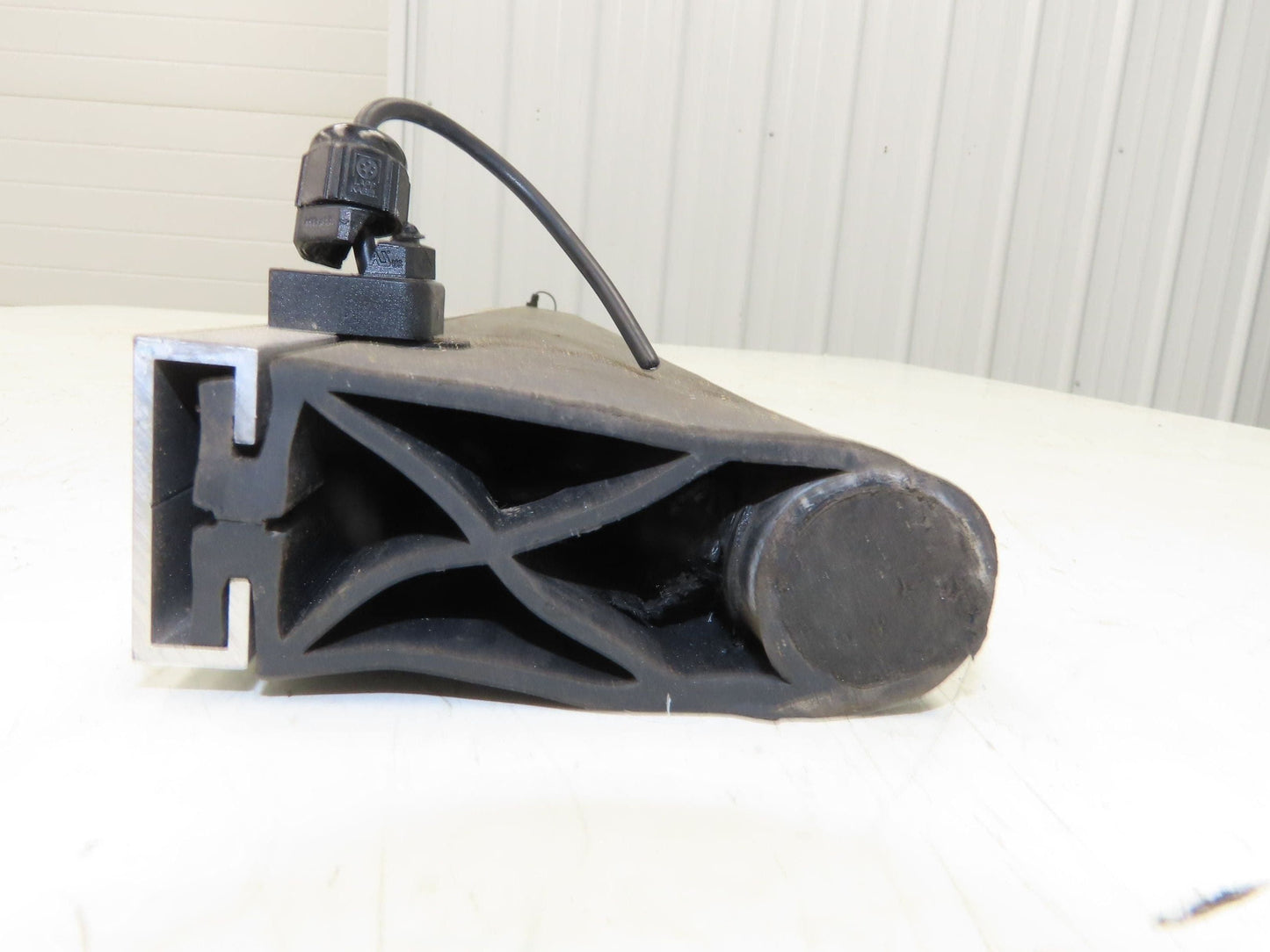 Haake HAC95-35-01 Tape Switch Pressure Sensitive Rubber Sensing Edge 1750mm
