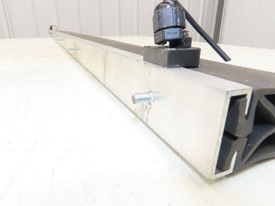 Haake HAC95-35-01 Tape Switch Pressure Sensitive Rubber Sensing Edge 1750mm