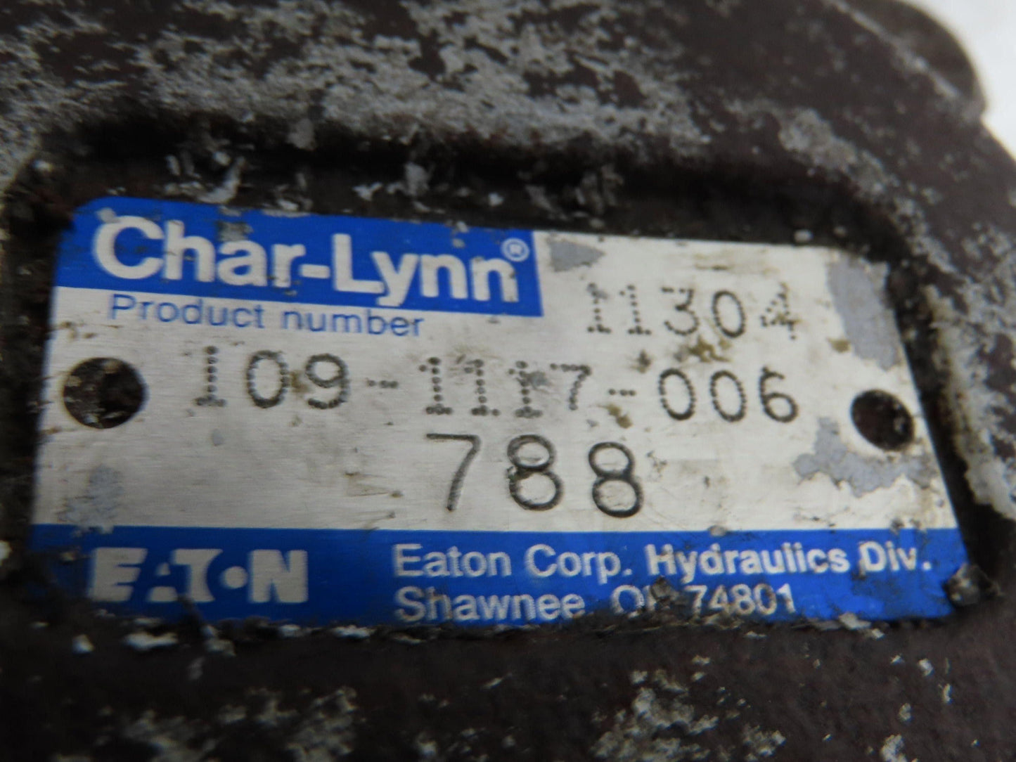 Char-Lynn 109-1117-006 4000 Series Hydraulic Motor 12.54 cu. in. Displacement