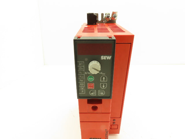 SEW EuroDrive MC07B0008-5A3-4-00 Movitrac B AC Drive VFD 3Ph 2.4A 599Hz 500v