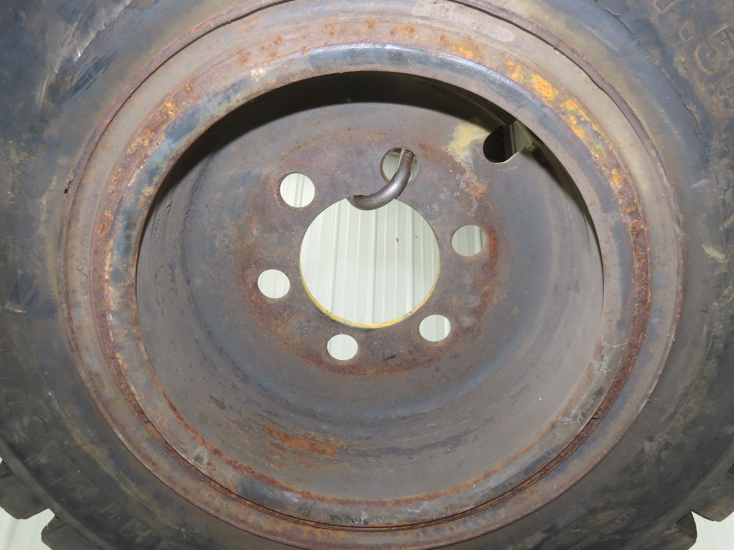 Freightmaster CX 7.50-15 Forklift Tire Traction Pneumatic 6x7.75" Rim