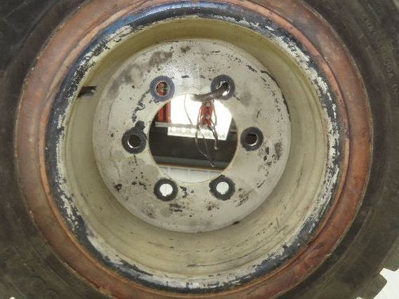 Mitco Solid Solver 8.15-15 Forklift Tire Traction Black 6x220mm Rim