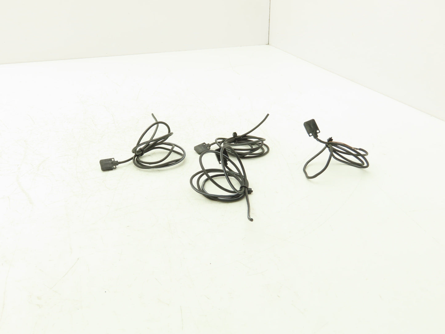 Omron E3T-FT12 Ultra Compact Photoelectric Proximity Sensor Lot of 4
