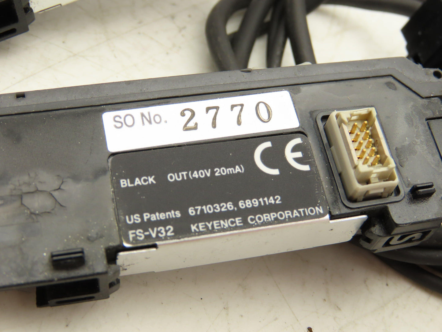 Keyence FS-V31 FS-V32 Fiber Optic Sensor Amplifier NPN 12-24vDC Lot of 3 Sets