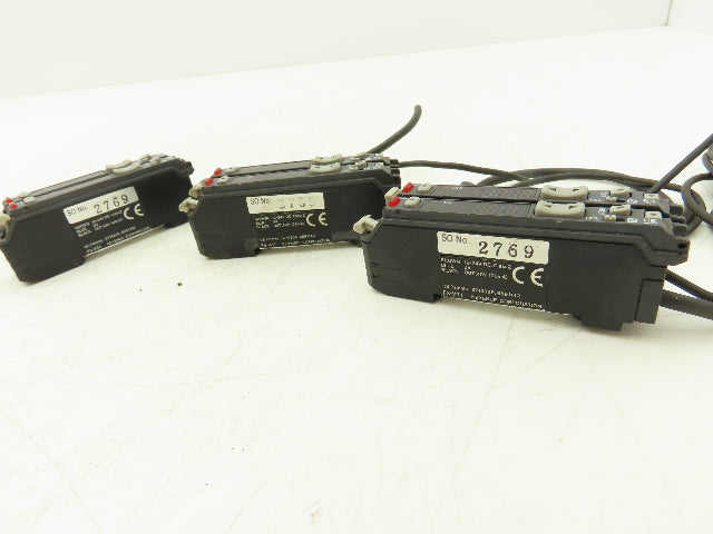 Keyence FS-V31 FS-V32 Fiber Optic Sensor Amplifier NPN 12-24vDC Lot of 3 Sets